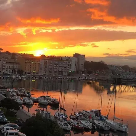 Apartment Elegant T2 Climatise Sur Canal Sète