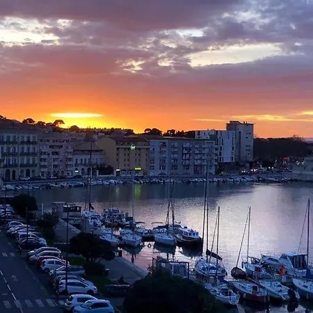 Elegant T2 Climatise Sur Canal Apartment Sète