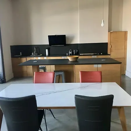 Elegant T2 Climatise Sur Canal * Sète